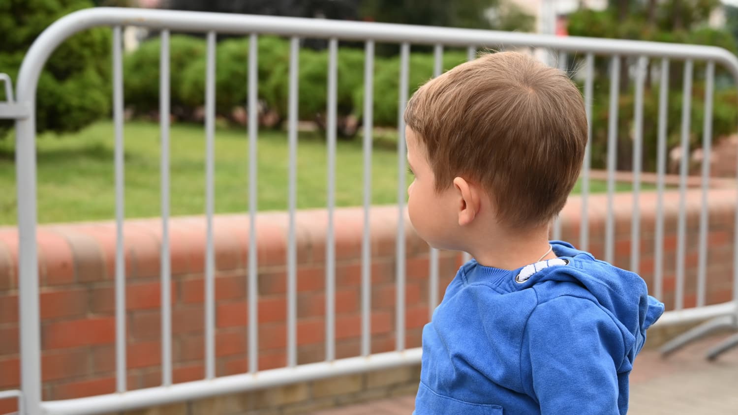 Menschen, die zu wenig Geld haben, bleibt der Zugang zur Gesellschaft in vielen Belangen ver-schlossen. Kinder sind davon besonders betroffen.