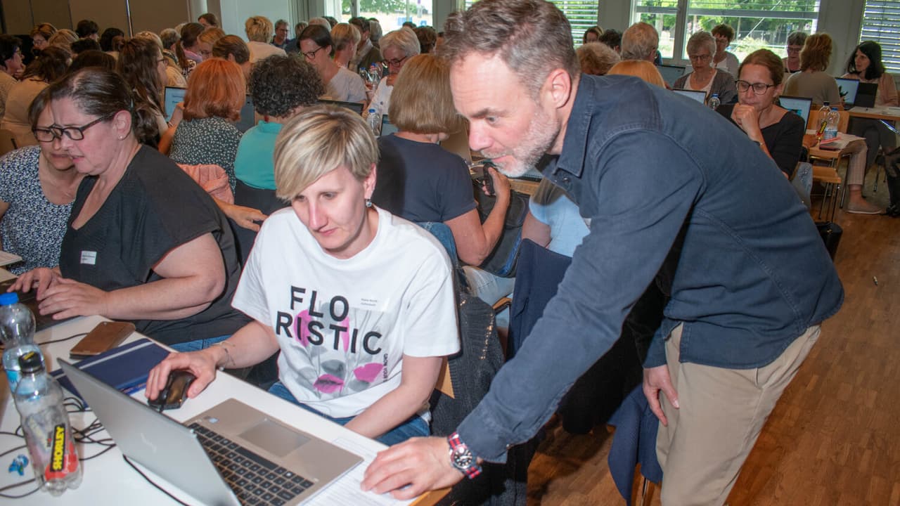 Mit KI im Pfarreisekretariat